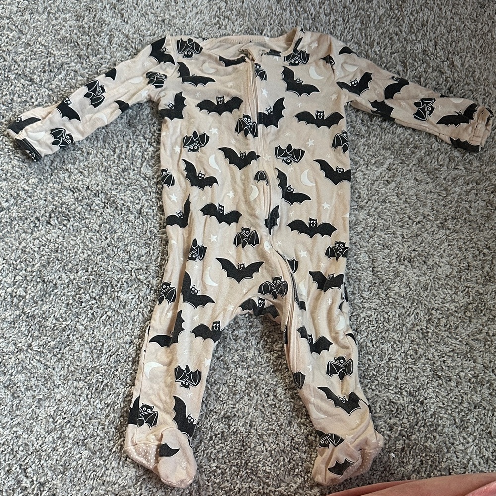 Bat print baby pajama